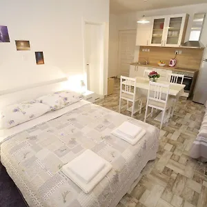  Apartamento Laura